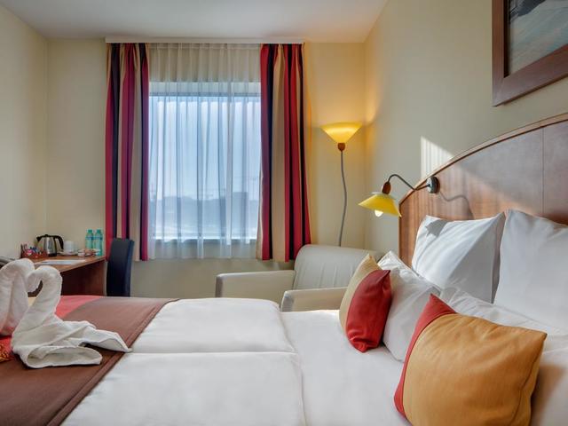 фото Best Western Amedia Praha (ex. Amedia Express Praha; Eurohotel) изображение №10