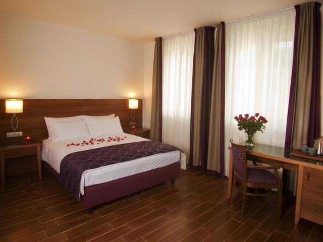 фотографии отеля Your Prague Hotels Galileo изображение №31