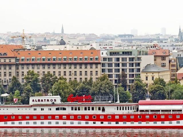 фотографии Botel Albatros Prague Centre изображение №12