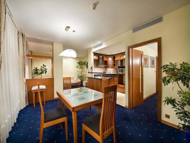 фото отеля Ramada Prague City Centre изображение №33