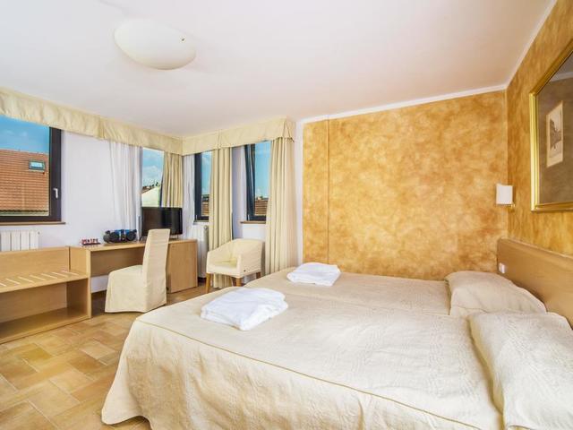 фотографии Your Prague Hotels Roma изображение №8