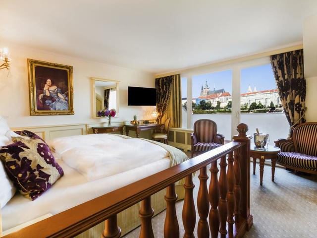 фото отеля Luxury Family Hotel Royal Palace изображение №13