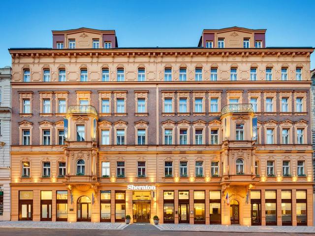фото отеля Radisson Blu Hotel Prague (ex. Sheraton Prague Charles Square) изображение №1