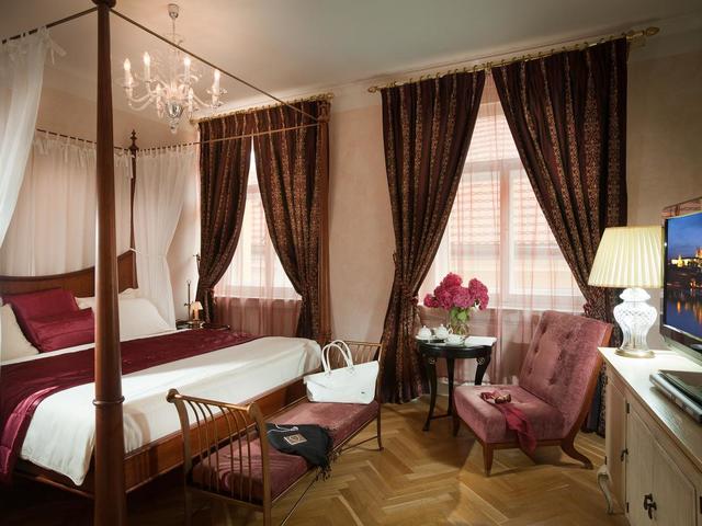 фотографии Smetana (ex. Pachtuv Palace; Suite Hotel Pachtuv Palace Prague) изображение №44