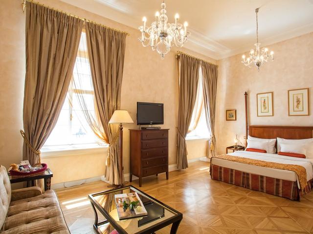 фото Smetana (ex. Pachtuv Palace; Suite Hotel Pachtuv Palace Prague) изображение №6