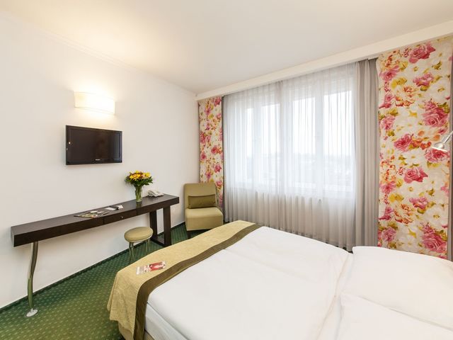 фото Novum Hotel Vitkov (ex. Vitkov Hotel Prague) изображение №34