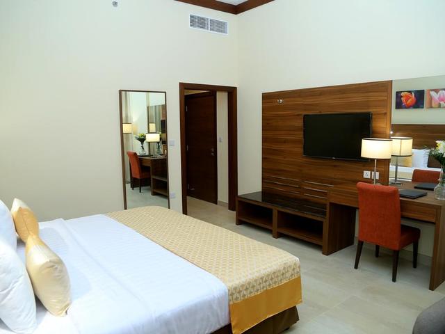 фотографии Tulip Al Barsha Hotel Apartments изображение №20