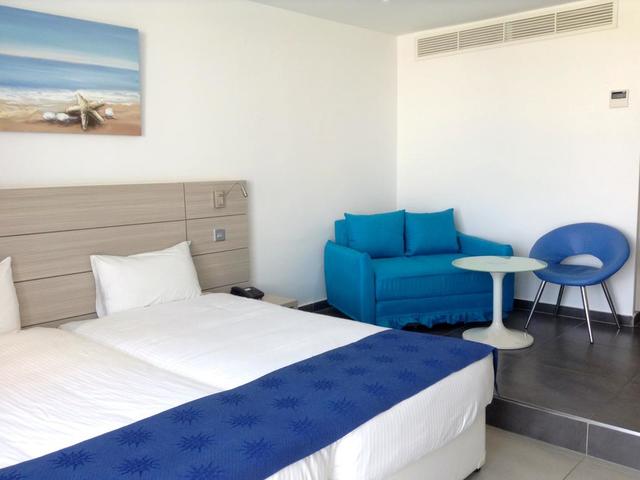 фото Limanaki Beach Hotel & Suites изображение №46