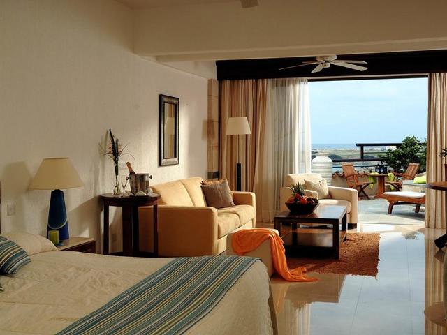 фото Leptos Calypso Coral Beach Hotel & Resort изображение №26