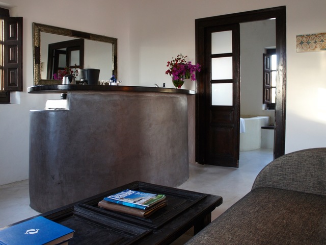 фото отеля Santorini Heritage Mansion Kyani изображение №13