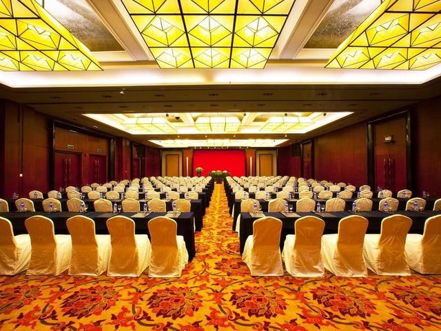 фотографии отеля Atour Hotel Shanghai Hongkou Dabaishu (ех. Longsheng Hotel) изображение №3