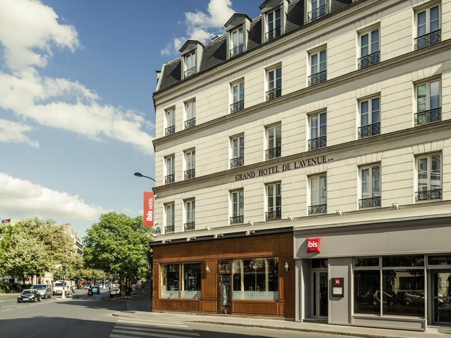 фото отеля ibis Paris Avenue de la Republique изображение №1