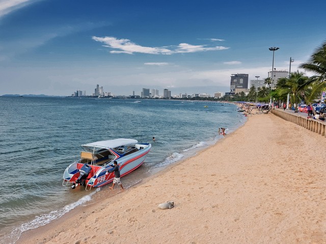 фотографии отеля Pinnacle Golden Beach Jomtien изображение №7