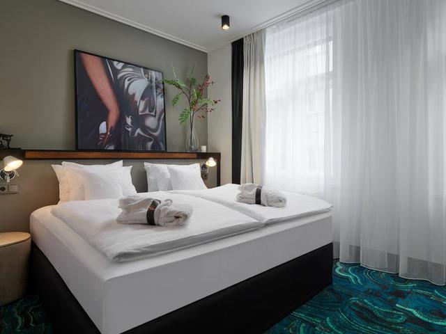 фото Republika Hotel & Suites изображение №10