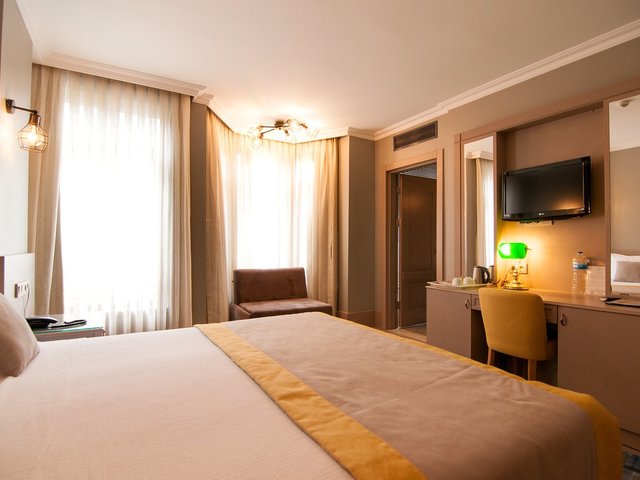 фото Seraglio Hotel & Suites изображение №30