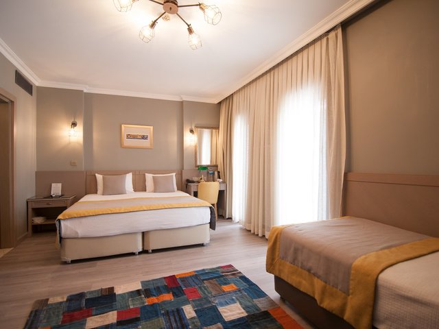 фотографии отеля Seraglio Hotel & Suites изображение №27