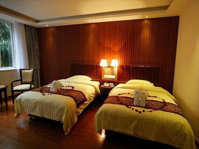 фото отеля Zhengyang International Resort изображение №9