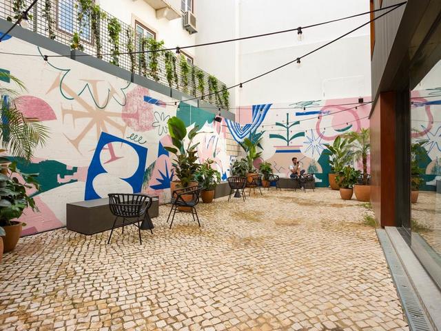 фото Selina Secret Garden Lisbon изображение №26