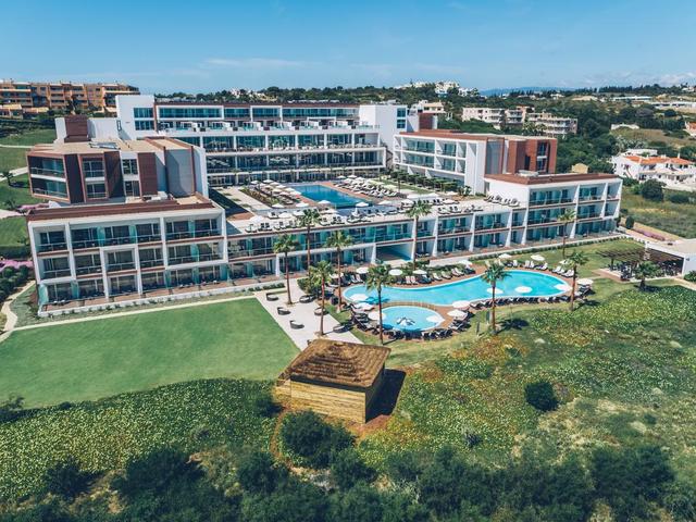 фото отеля Iberostar Selection Lagos Algarve (ex. Yellow Lagos Meia Praia) изображение №25