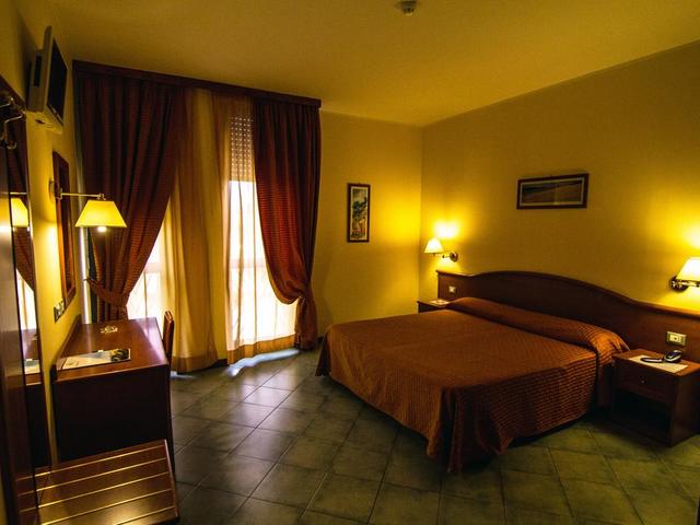 фото отеля Degli Amici изображение №33