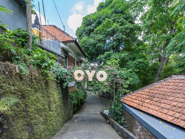 фото OYO 785 Van Mandri Guest House изображение №34