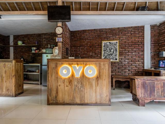 фотографии отеля OYO 785 Van Mandri Guest House изображение №23