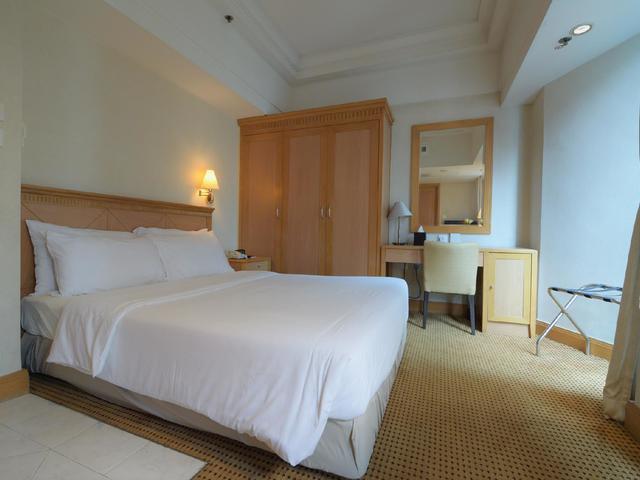 фото отеля Ramada Wyndham Hong Kong Grand View изображение №29