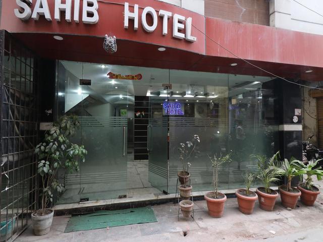 фотографии отеля OYO 27823 Hotel Sahib изображение №23