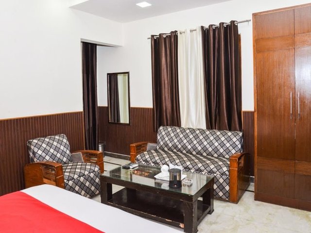 фото OYO 5334 Hotel Jindal Palace изображение №14
