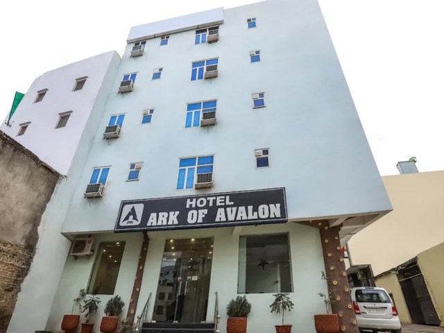фото отеля OYO 9669 Hotel Ark of Avalon изображение №1