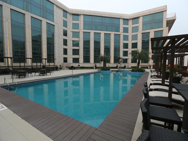 фото отеля Pride Plaza Hotel Aerocity New Delhi изображение №1