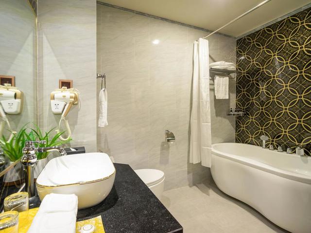 фото Cicilia Saigon Hotels & Spa изображение №2