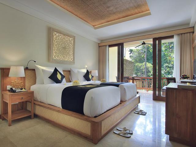 фото отеля The Sankara Suites & Villas изображение №21