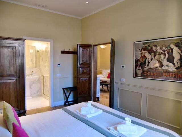 фото отеля La Croce d'Oro Santa Croce Suite Apartments изображение №21