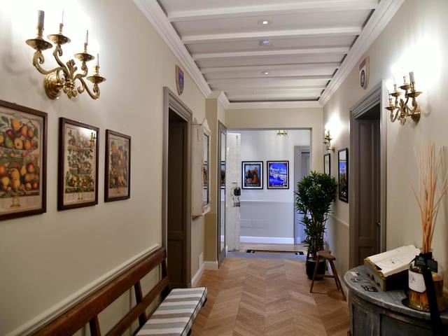 фотографии отеля La Croce d'Oro Santa Croce Suite Apartments изображение №3