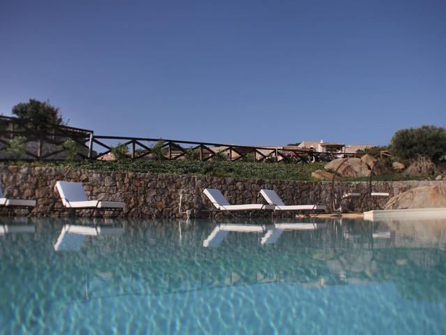 фото отеля Resort Punta Falcone  изображение №29