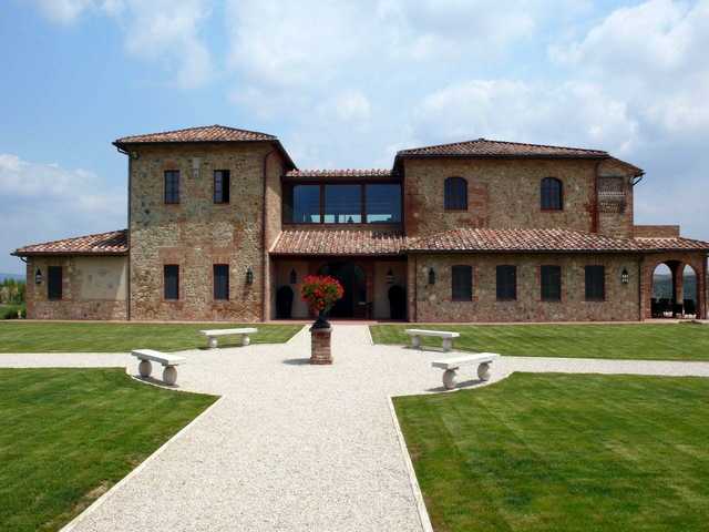 фото La Bagnaia Golf & Spa Resort Siena, Curio Collection by Hilton (ex. Borgo La Bagnaia) изображение №30