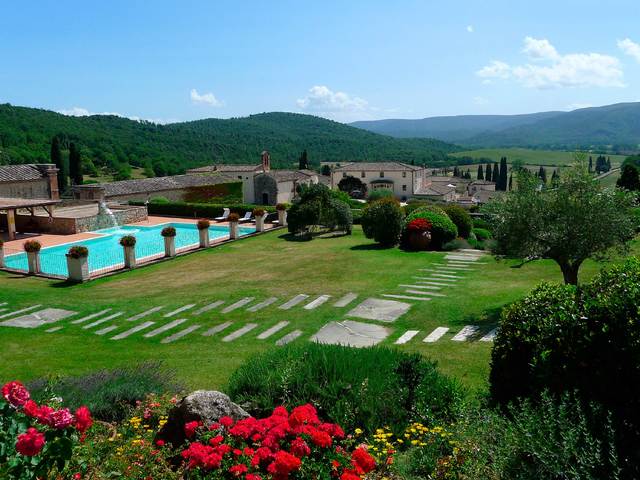 фото La Bagnaia Golf & Spa Resort Siena, Curio Collection by Hilton (ex. Borgo La Bagnaia) изображение №6