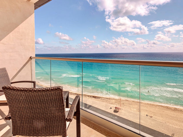 фото отеля Royalton CHIC Suites Cancun Resort & Spa (ex. Royalton Suites Resort & Spa) изображение №41