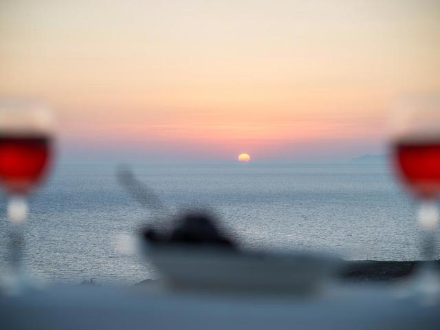фото отеля Sunset Faros изображение №5