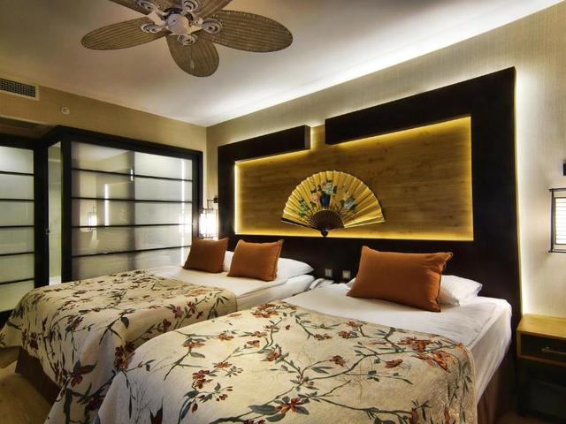 фотографии Limak Lara De Luxe Hotel & Resort). изображение №8