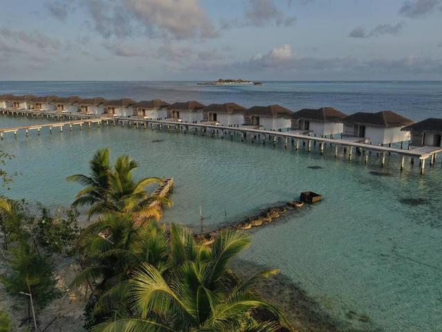фото Cocogiri Island Resort изображение №46