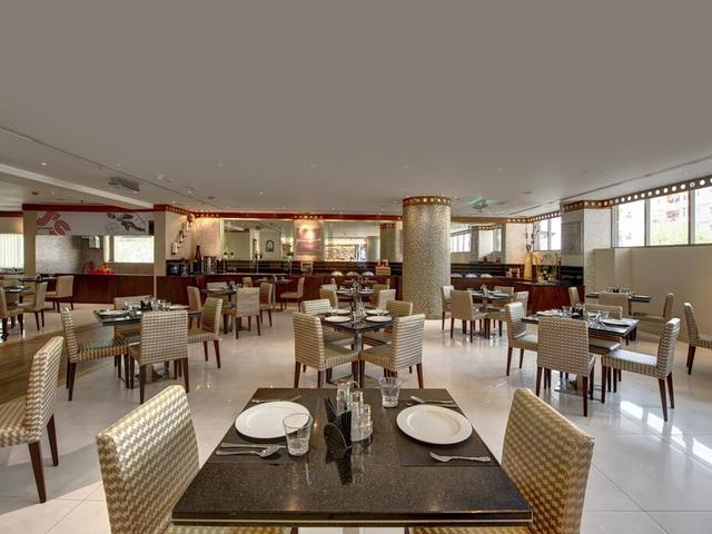 фото отеля Howard Johnson Plaza by Wyndham Dubai Deira (ex. Lotus Retreat; Flora Grand) изображение №53