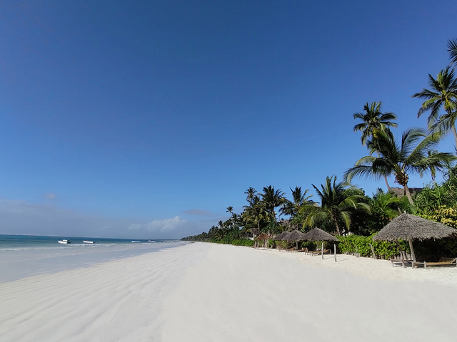 фото отеля Sunshine Bay Zanzibar Beach изображение №21