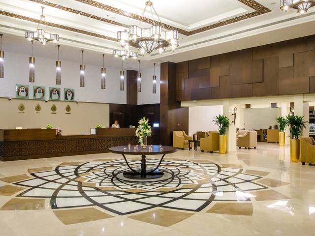 фотографии отеля Western Madinat Zayed изображение №3