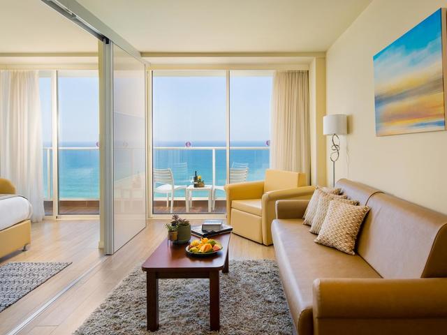 фото отеля Ramada Resort Hadera Beach изображение №21