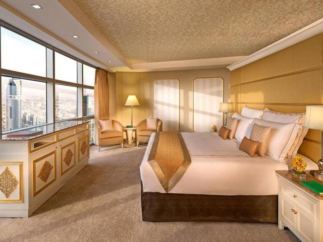 фото отеля Jumeirah Emirates Towers изображение №25