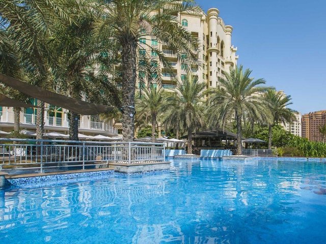 фото отеля Luton Vacation Home Palm Jumeirah изображение №1