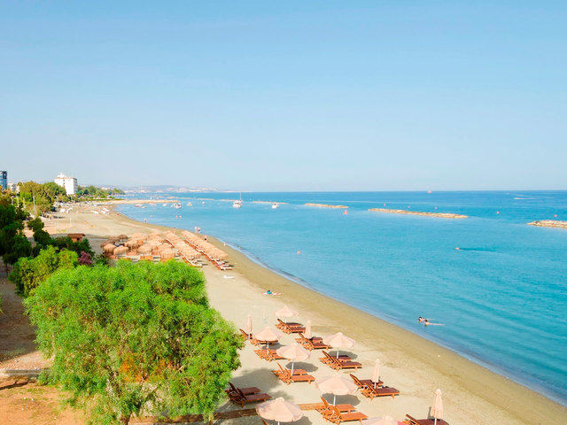 фото отеля Kapetanios Limassol изображение №17