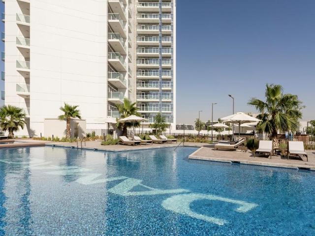 фото отеля Radisson Dubai Damac Hills изображение №5